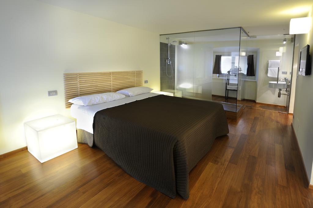 トリノ B ＆ B テッレス ダヴェントゥーレ スイーツ Bed & Breakfast エクステリア 写真