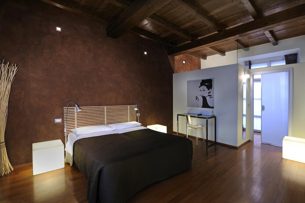 トリノ B ＆ B テッレス ダヴェントゥーレ スイーツ Bed & Breakfast 部屋 写真