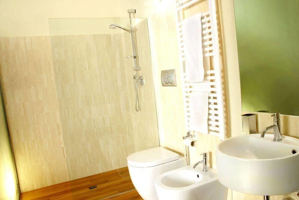 トリノ B ＆ B テッレス ダヴェントゥーレ スイーツ Bed & Breakfast エクステリア 写真